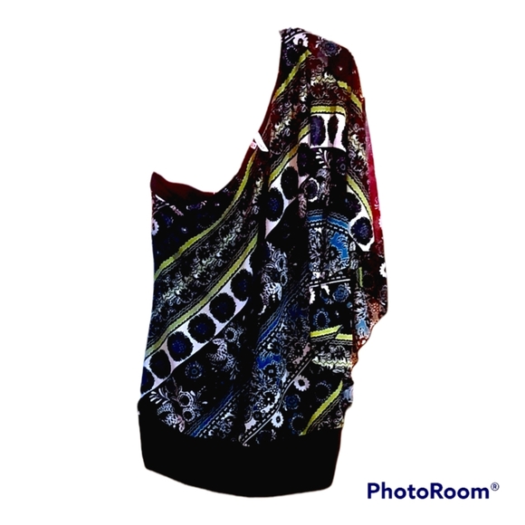 Cold shoulder blouse - Picture 2 of 6